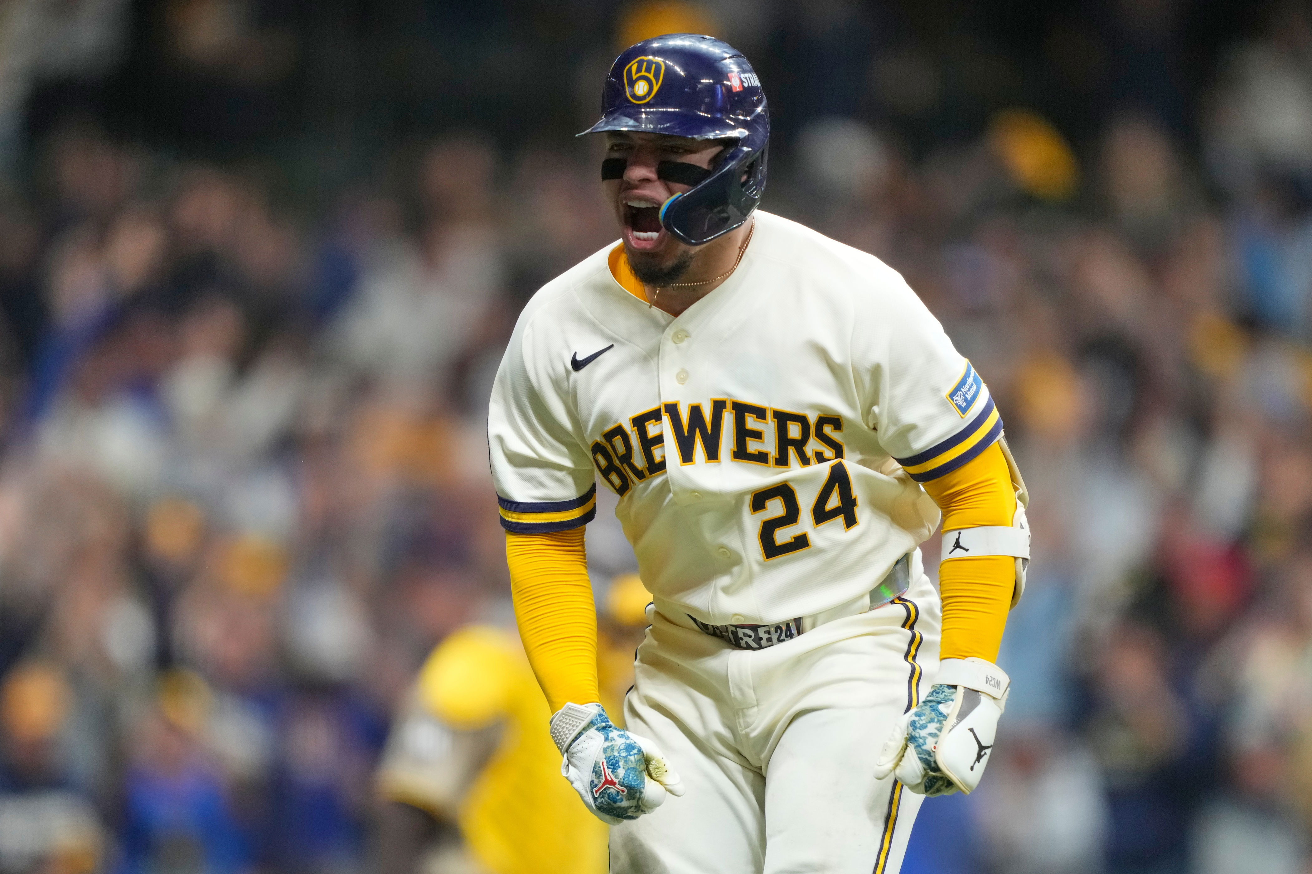 Brewers overcome rough Jacob Misiorowski start with Williams Contreras ...