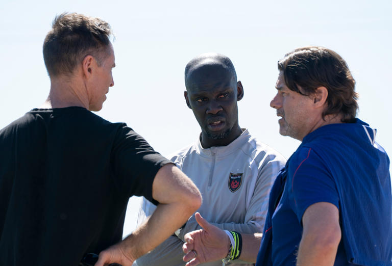 Arizona digest. Phoenix Rising FC readies for pivotal season finale