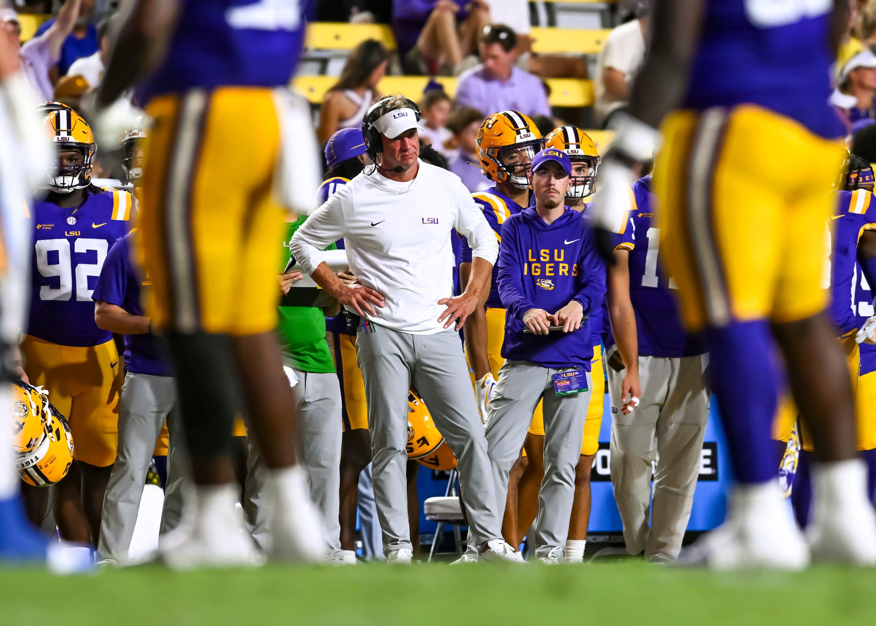 LSU football vs Kentucky live updates, score in SEC contest