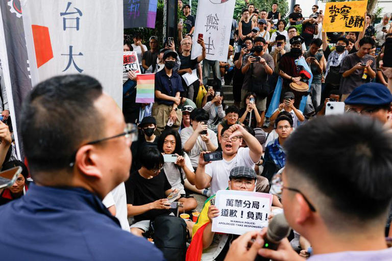 Rare police raid of Taipei gay bar sparks angry protest