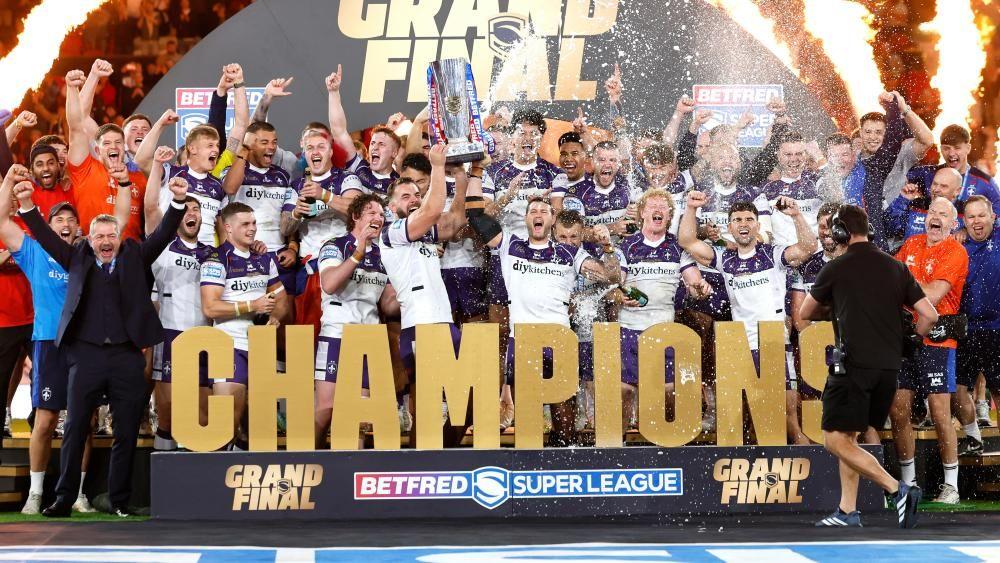 Wakefield Trinity bus parade: What you need to know