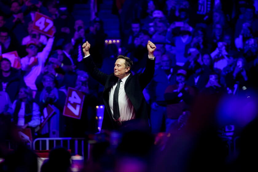 Abcarian: Elon Musk — visionary and megalomaniac — thinks he's going to save the world