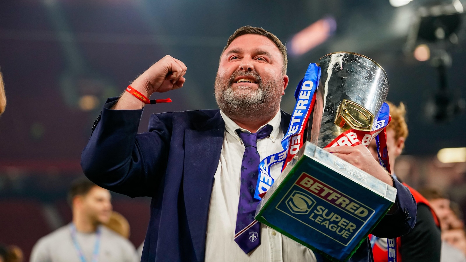 World Club Challenge on as Sydney Roosters make call on location