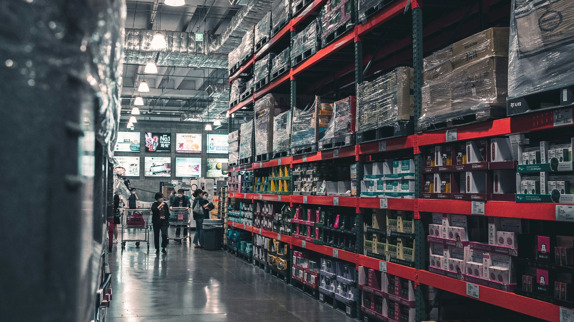 The grocery store brands with surprisingly loyal fans