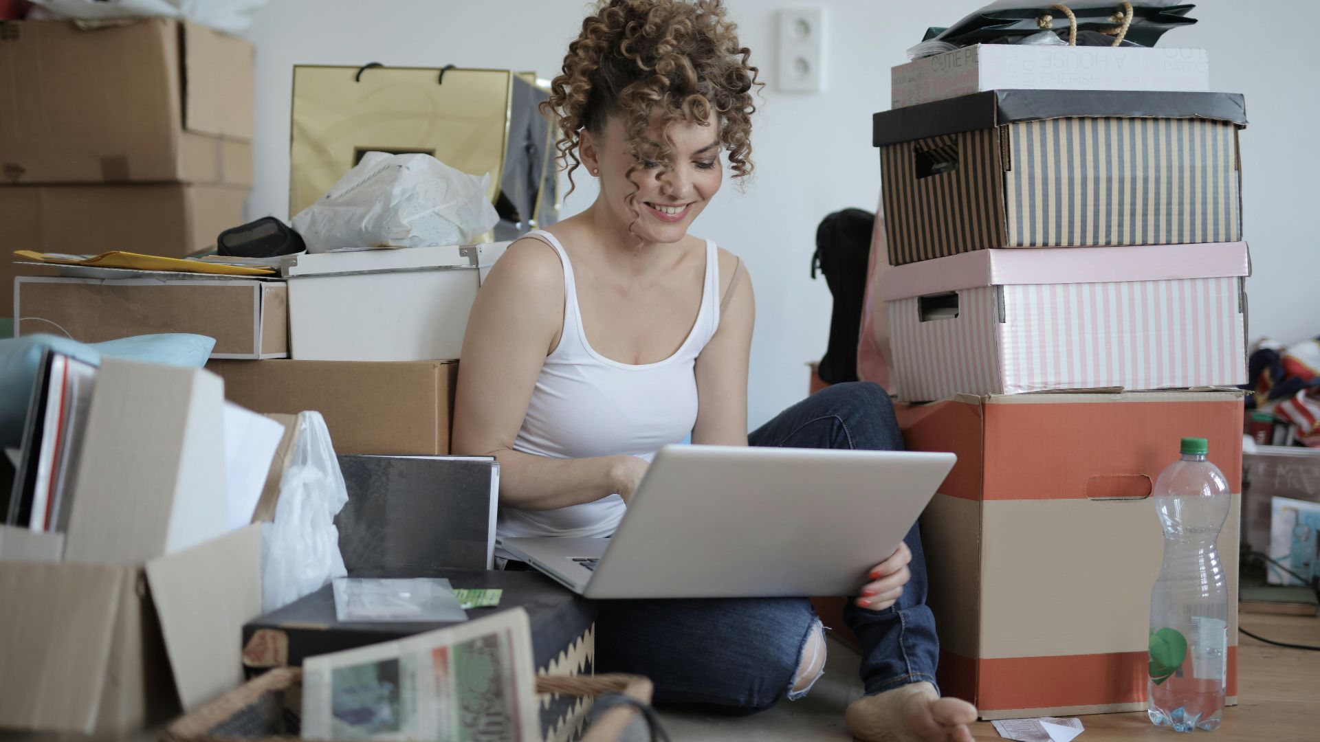20 unmistakable signs you're a hoarder