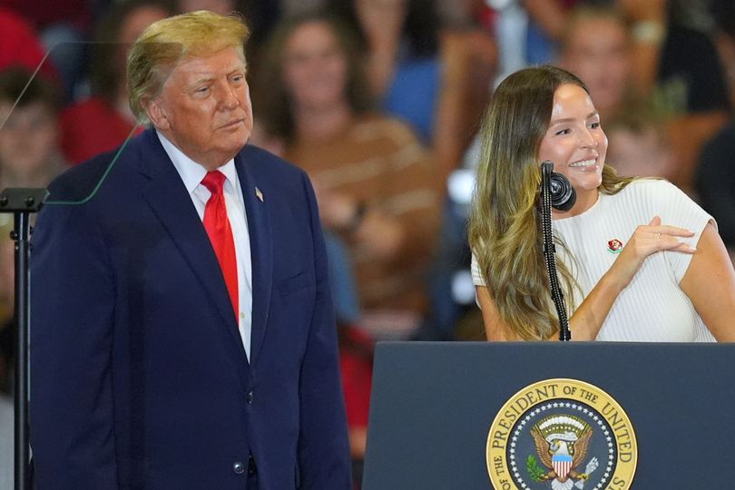 Donald Trump's 'most beautiful' aide humiliates him as critics shout ...