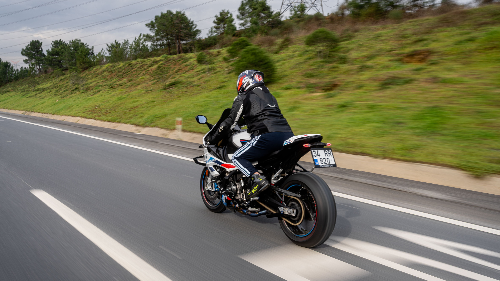 10 motorcycles that go the longest distance & 10 best for short rides