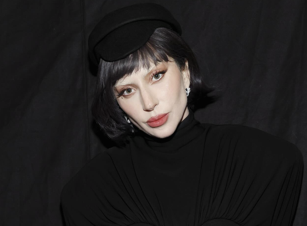 Lady Gaga, 40, apologizes to influencer over skin color issue — she was ...