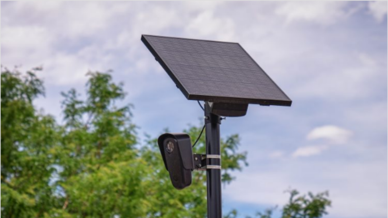 Police license-plate cameras can track where you go; officers have ...
