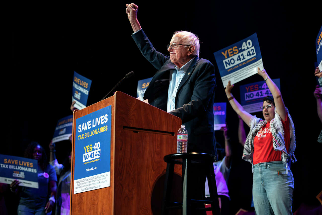 Bernie Sanders rallies in SF for the most important ballot initiative in the country