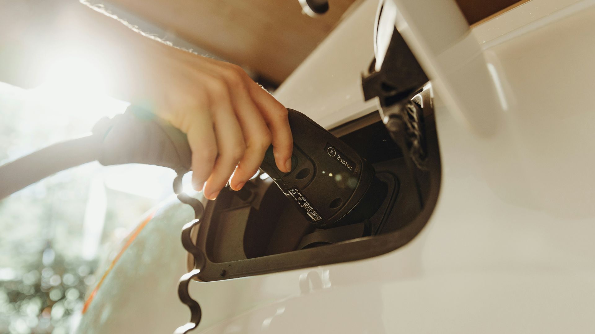 20 all-time best features on electric vehicles
