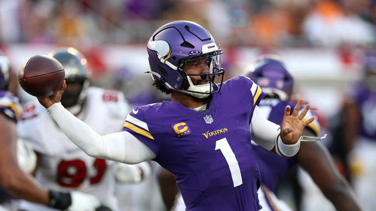 Vikings vs. Dolphins: Who wins and why in week 4