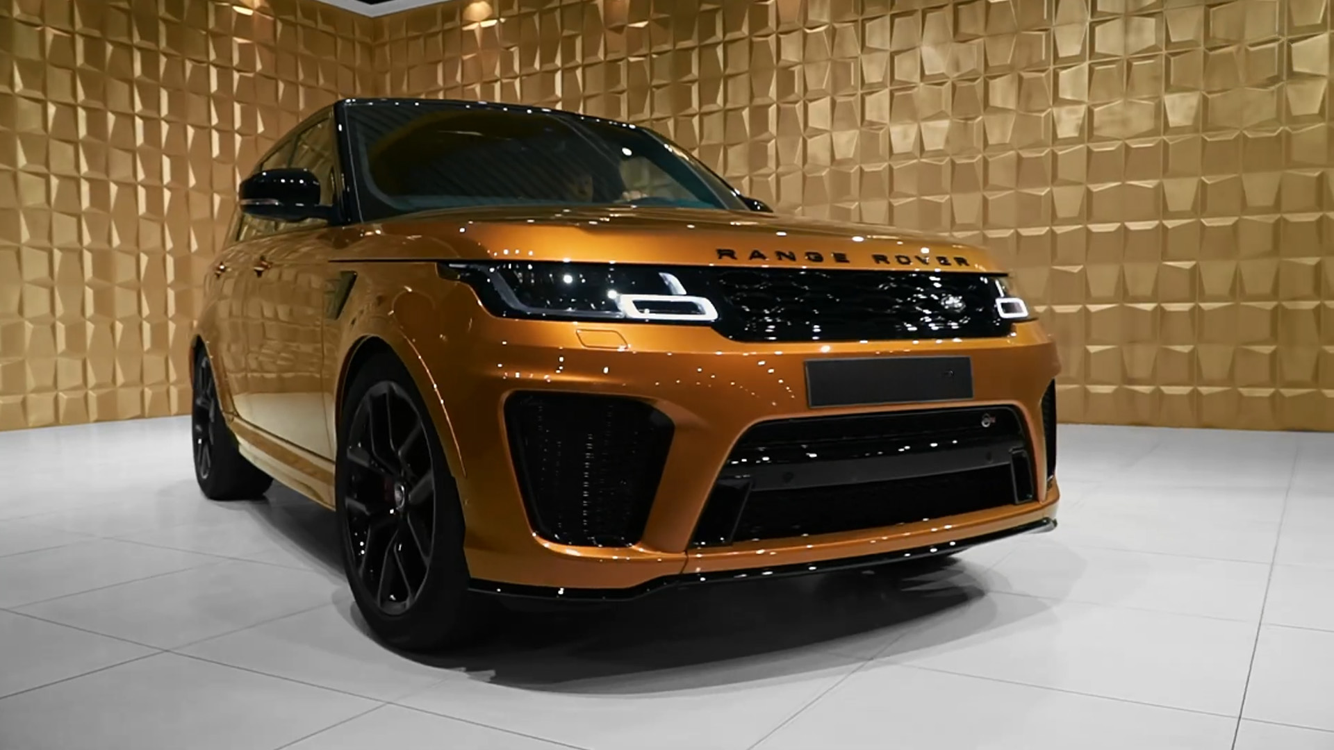 Range Rover Sport SVR combines luxury and V8 fury