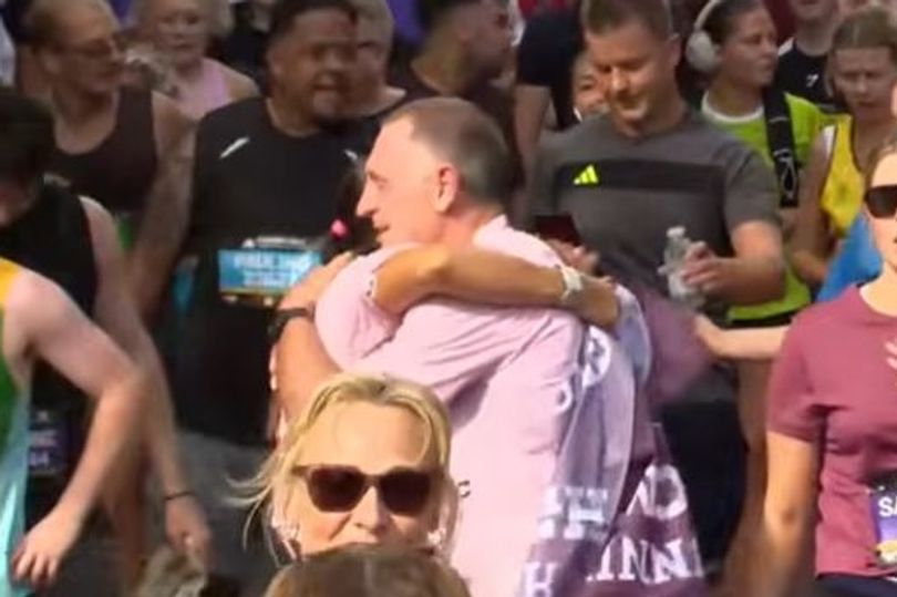 Emotional Wales rugby hero completes Cardiff Half Marathon after family ...