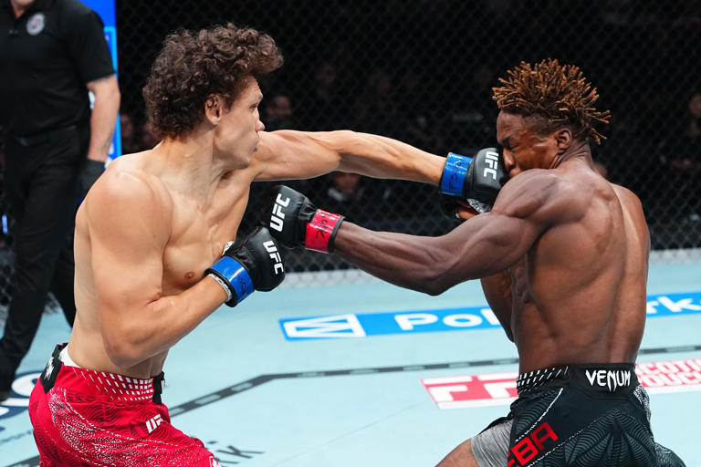UFC 332 card fight fans hated (and Dana White failed promoting) just ...