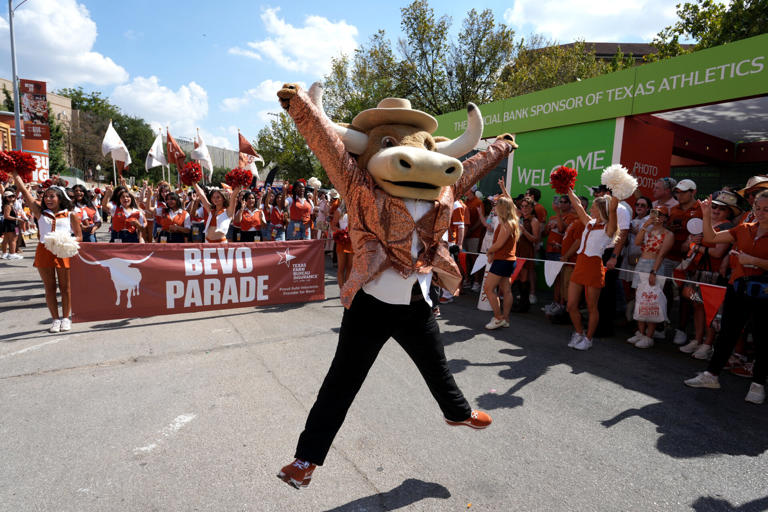 College football AP Top 25 rankings 2026: Voter reveals Week 6 ballot