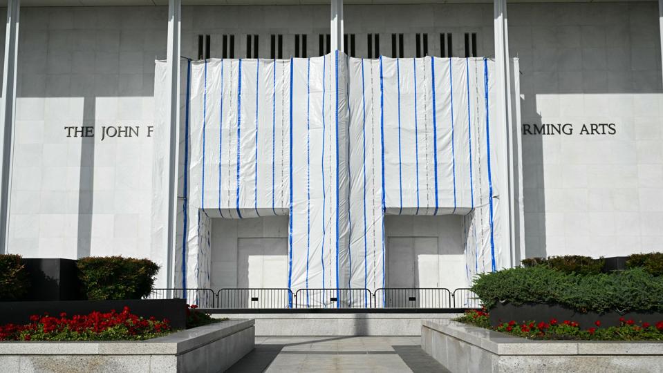 Trump citing executive privilege in Kennedy Center case, Democrat claims
