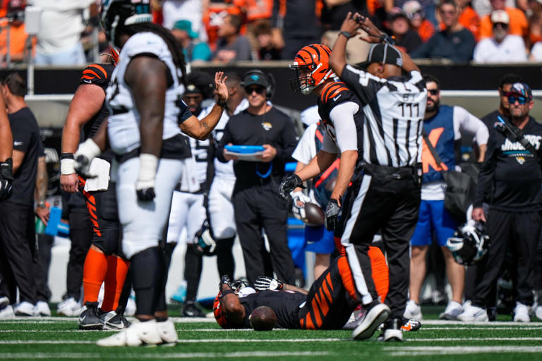Bengals don't know if they'll have Ja'Marr Chase, Tee Higgins vs. Dolphins