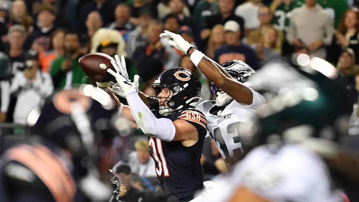 Bears Rookie Stock Report: Rookie Class Shines in Week 7 Win Over Patrios