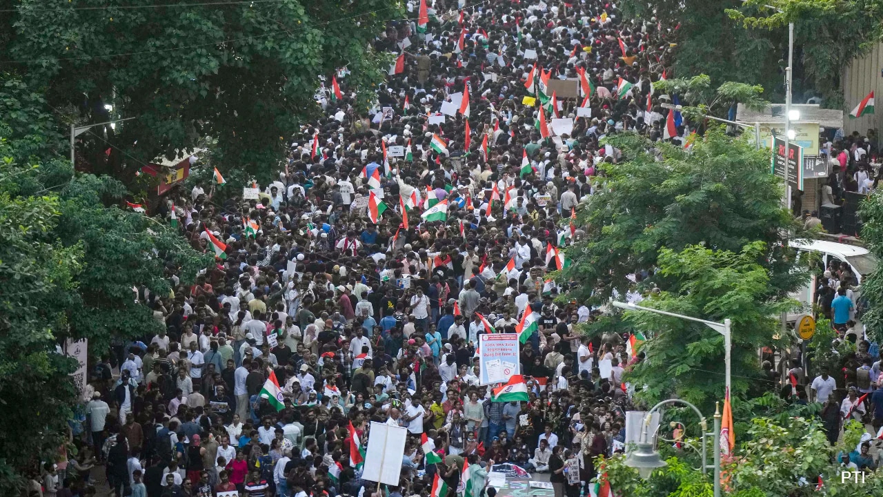 Human Rights Body Action Over Minors' Participation At Mumbai CJP Protest