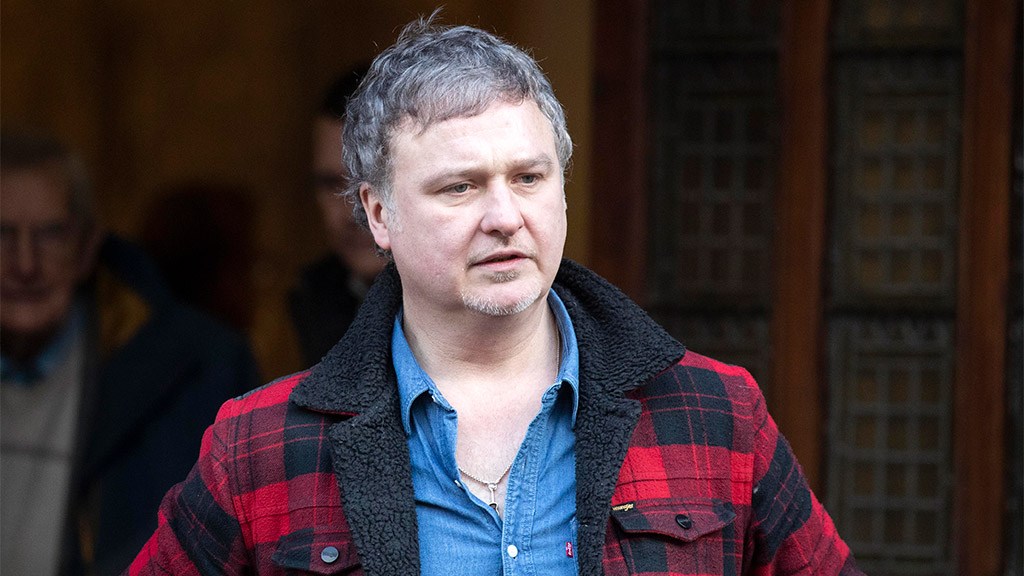Irish singer Mundy announces death of beloved mum with heartbreaking ...