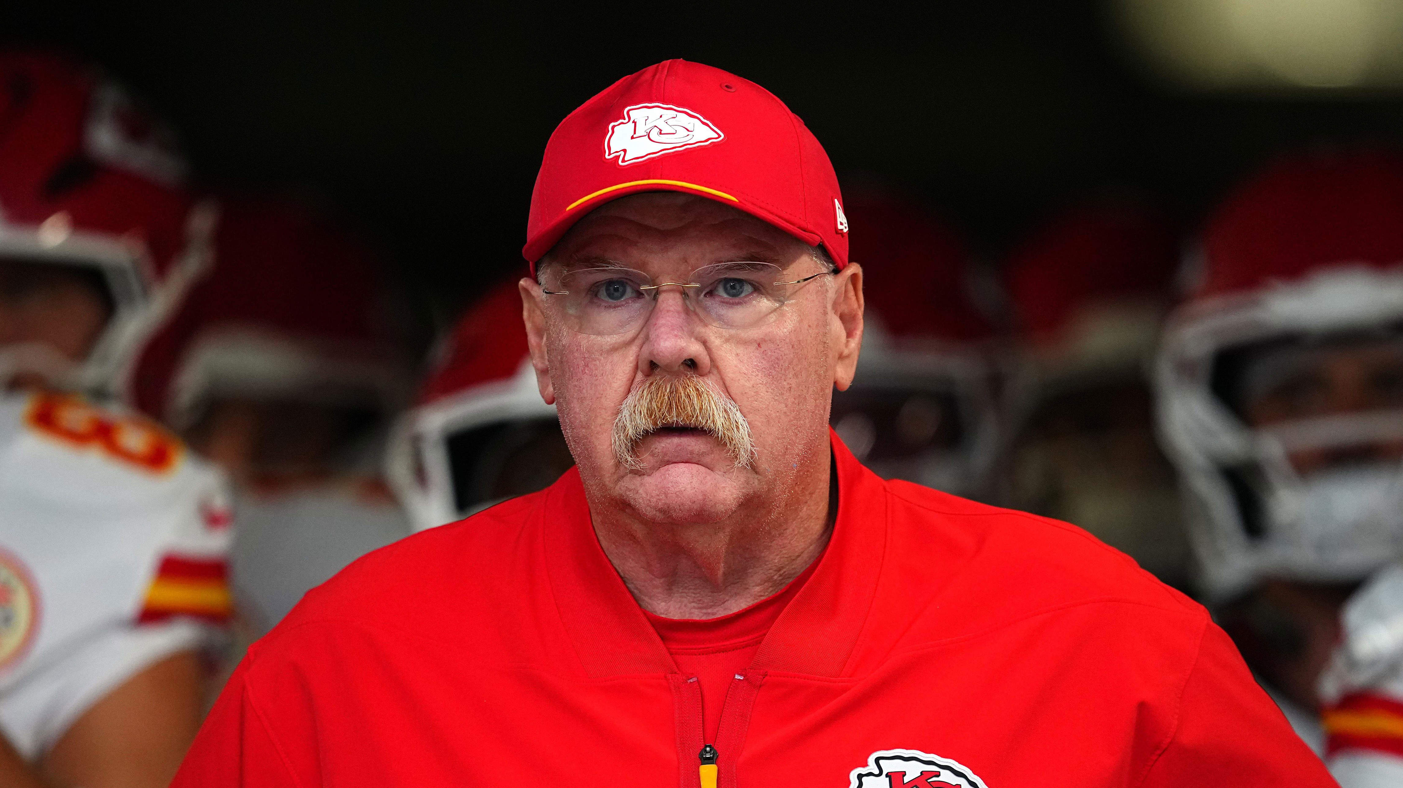 Chiefs starter mysteriously benched vs. Raiders