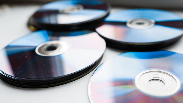 What discs can you play on your Xbox Series X?