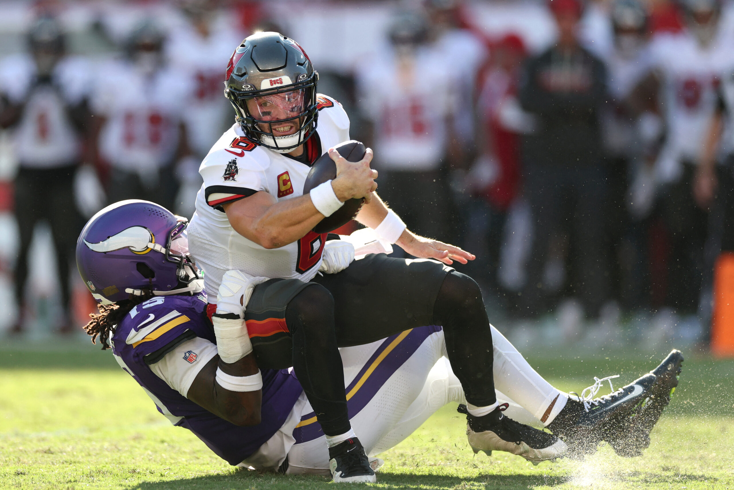 Baker Mayfield gets key injury update as return timeline comes down to ...