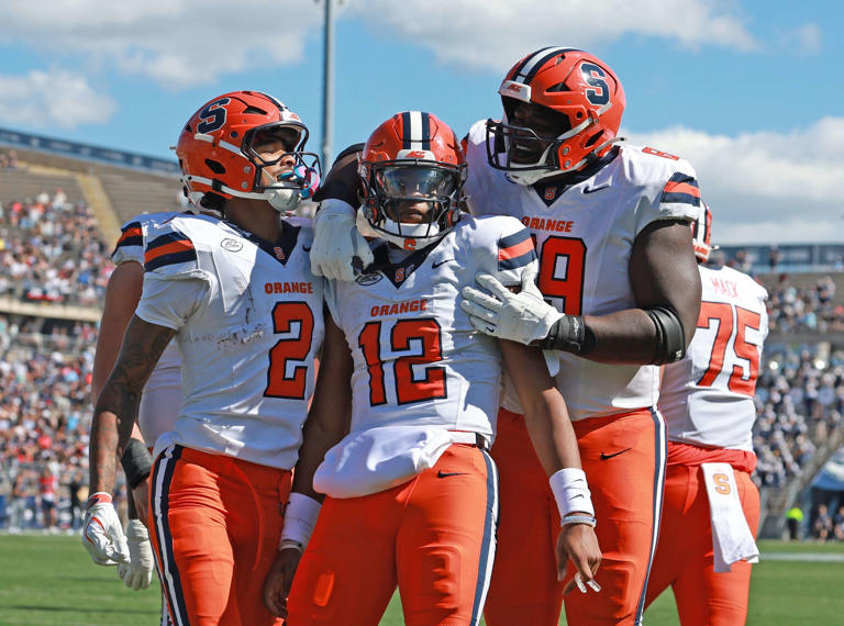 Syracuse avoids catastrophe; Amari Odom scores game-winning 2-point ...