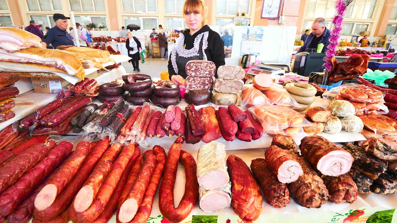 Ukrainian street food in Odessa’s oldest market