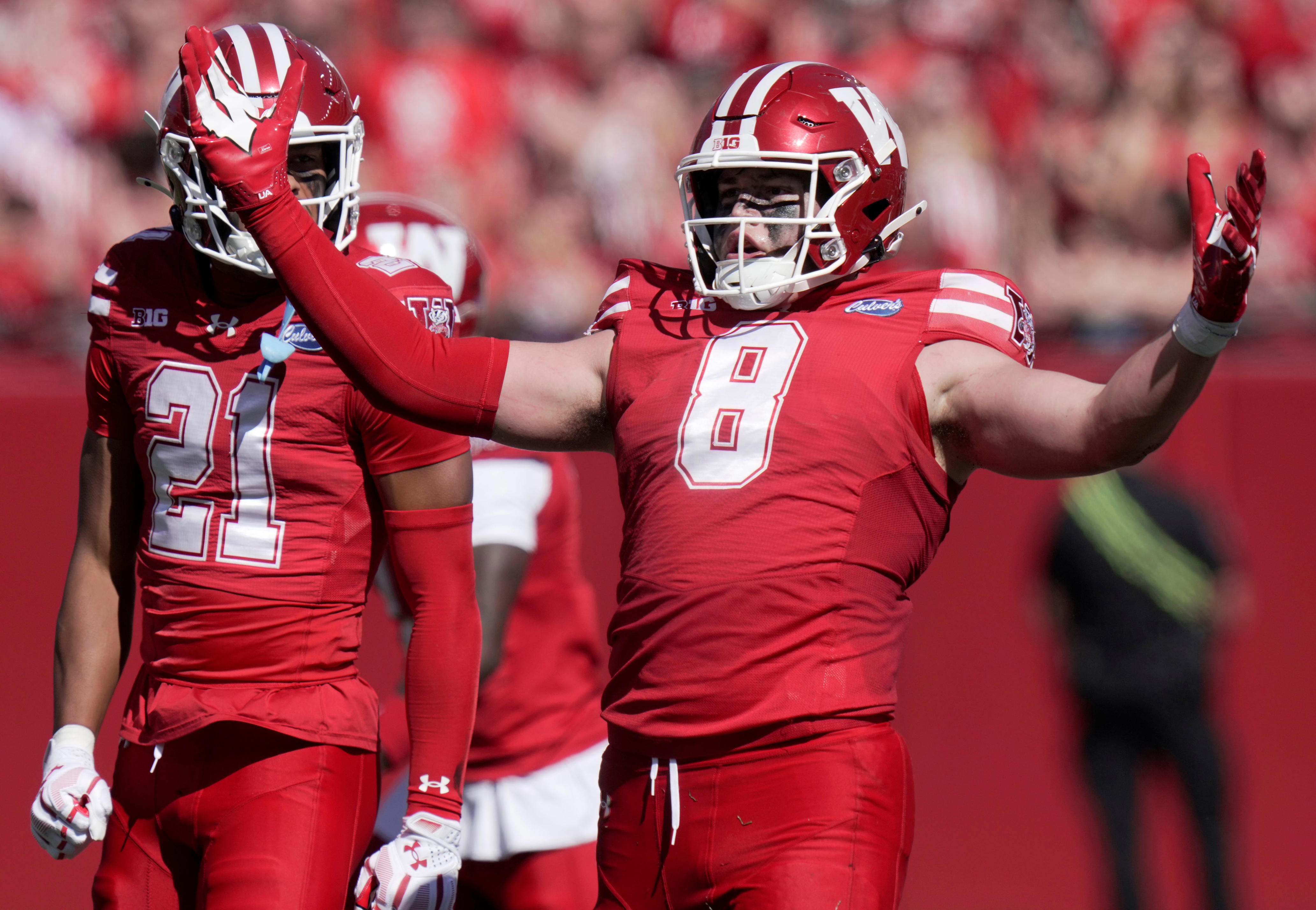 Wisconsin receives more votes in US LBM Coaches Poll, remains unranked