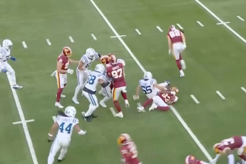 Washington Commanders star carted off with grim injury as fans not ...