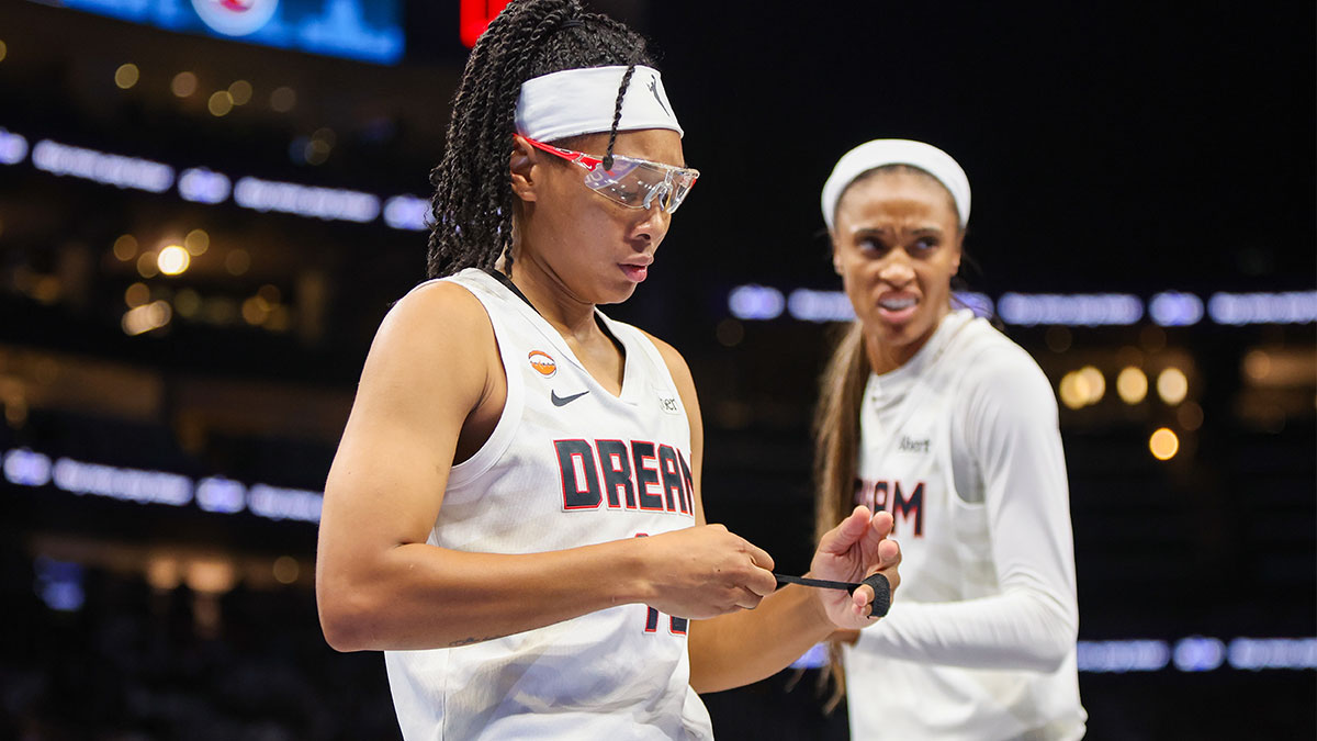 Dream's Allisha Gray ruled out after seemingly dislocating finger vs ...
