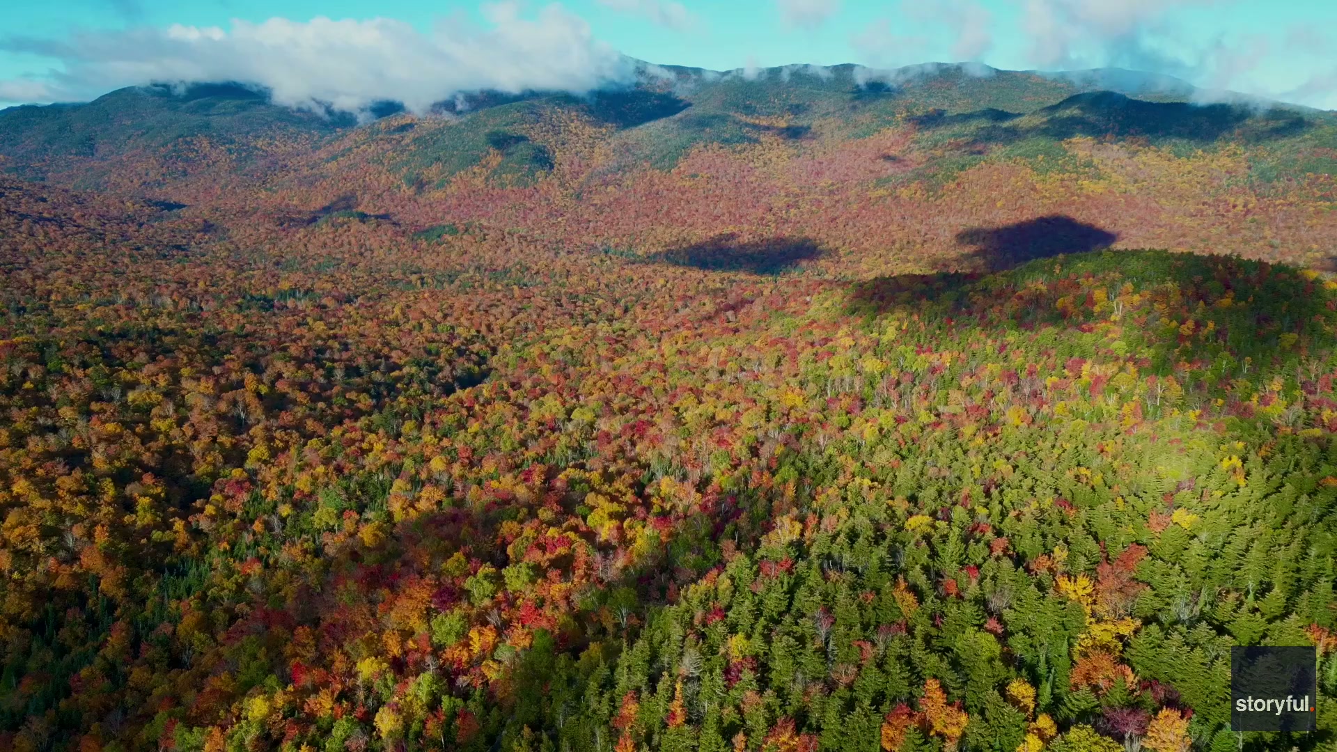 Fall colors stun in New York's Adirondack High Peaks region