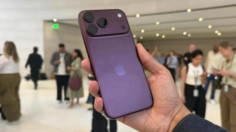 Glance brings AI-powered shopping assistant to iPhone, iPad through ...