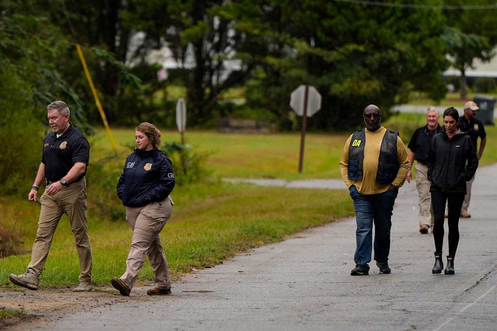 2 killed and dozens injured at large neighborhood block party shooting ...