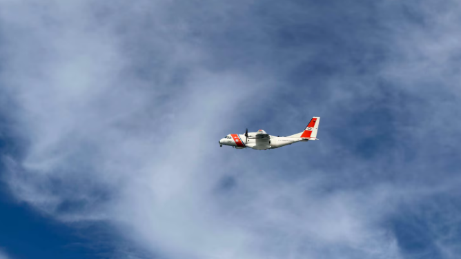 Mother, son were on board medical jet that crashed off Nantucket ...