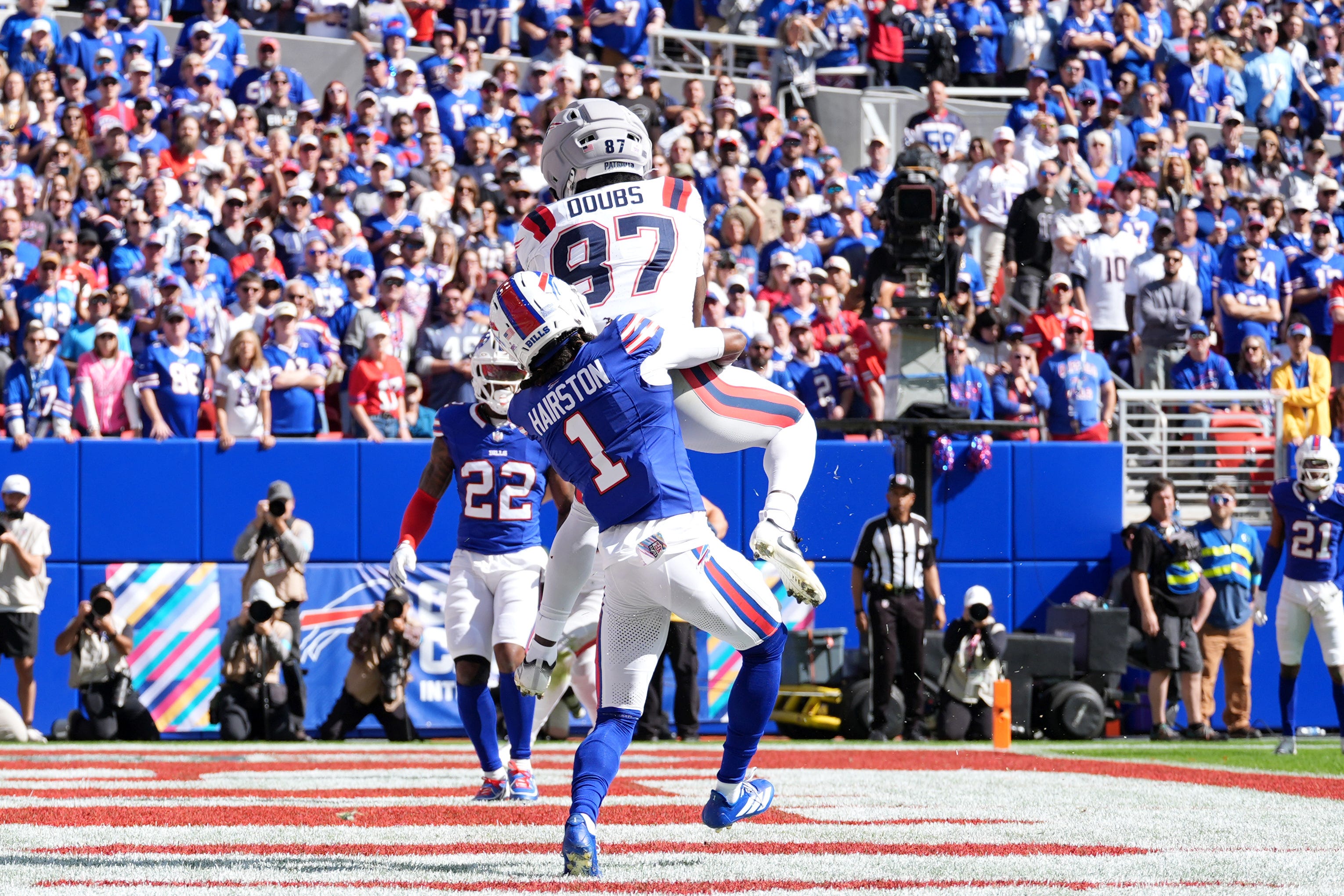 Romeo Doubs finds the end zone twice in Week 4 against Buffalo