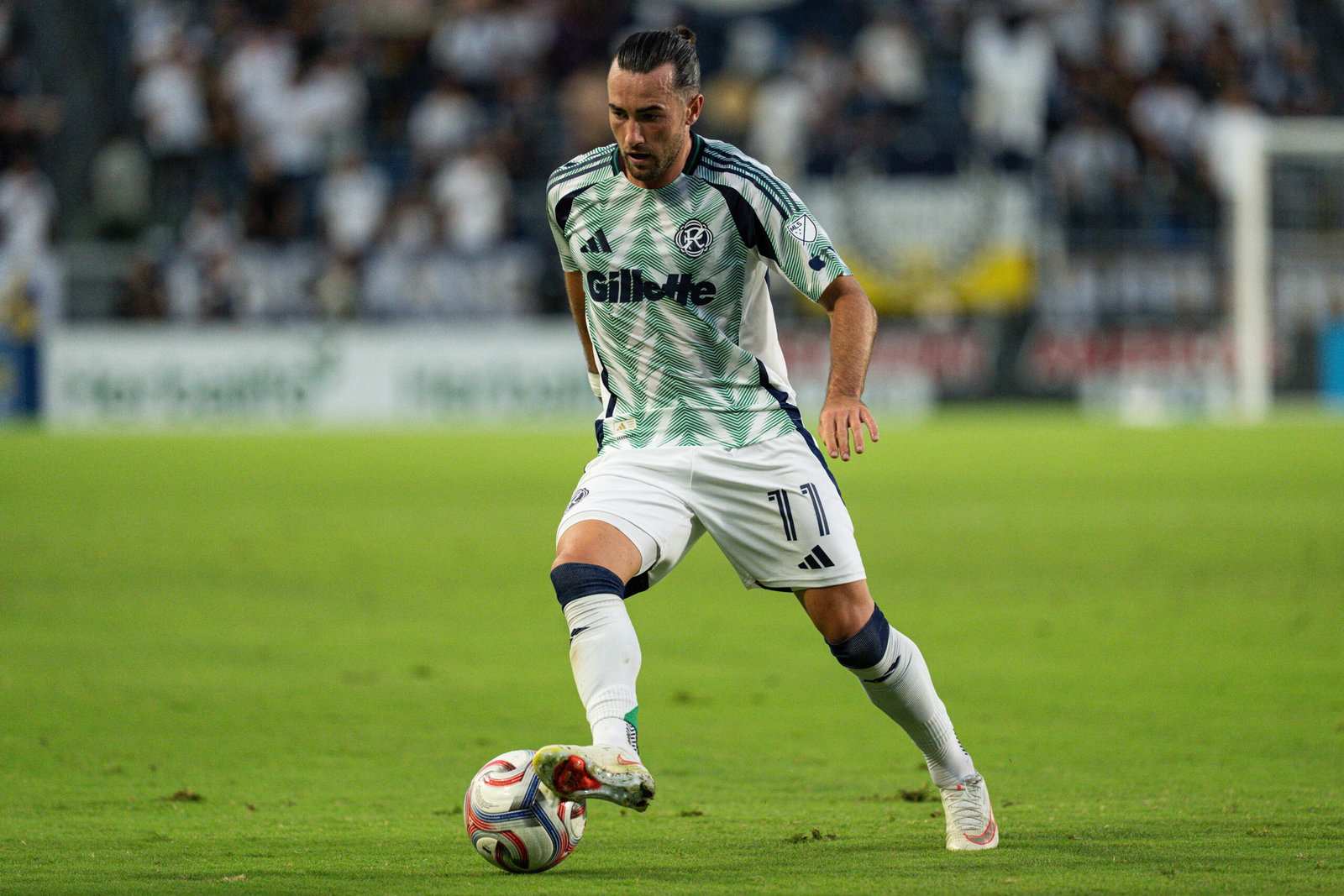 Jack Harrison endures mixed start at new club following Leeds exit