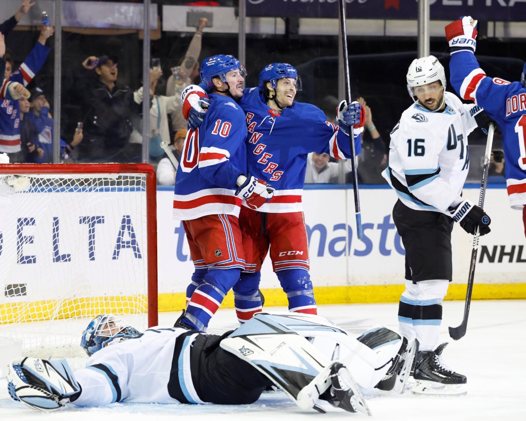 Rangers best key offseason trade partner Mammoth for third straight win ...