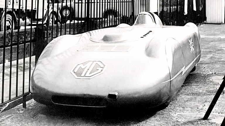 The prewar inline six that invented the downsized-turbo 80 years before ...