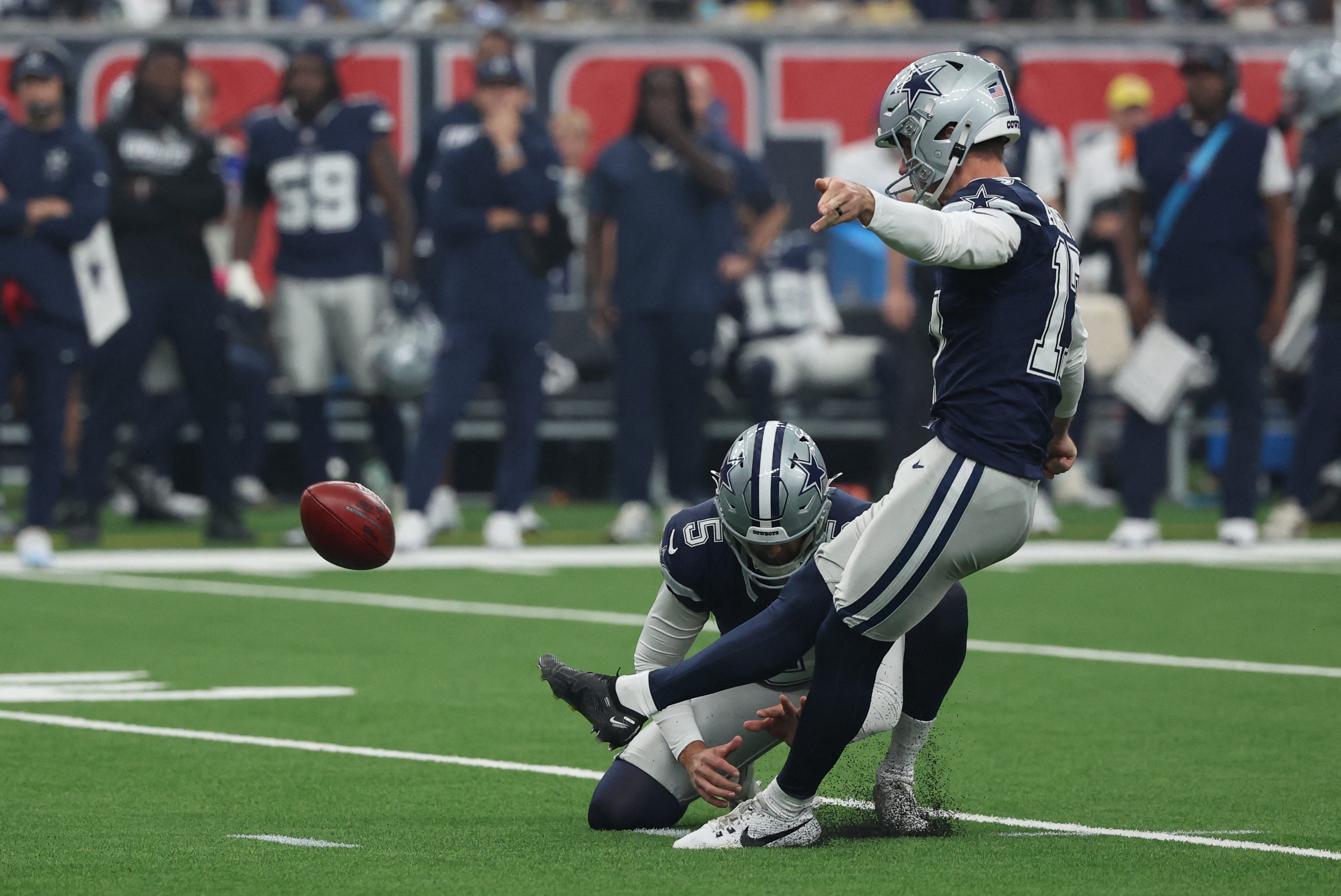 Cowboys headlines: Changes coming to FG unit; latest on Overshown ...