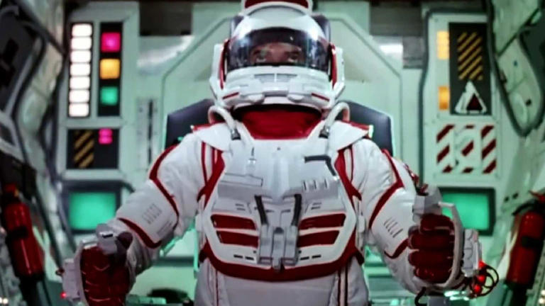 10 giant robot movies to watch before Sydney Sweeney’s Gundam