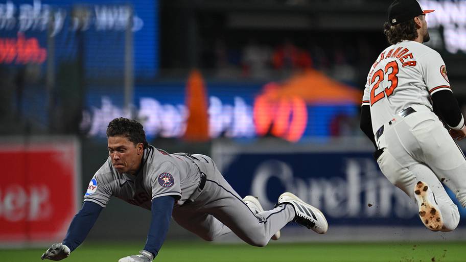 Did Houston Astros make a mistake letting Dustin Harris go?