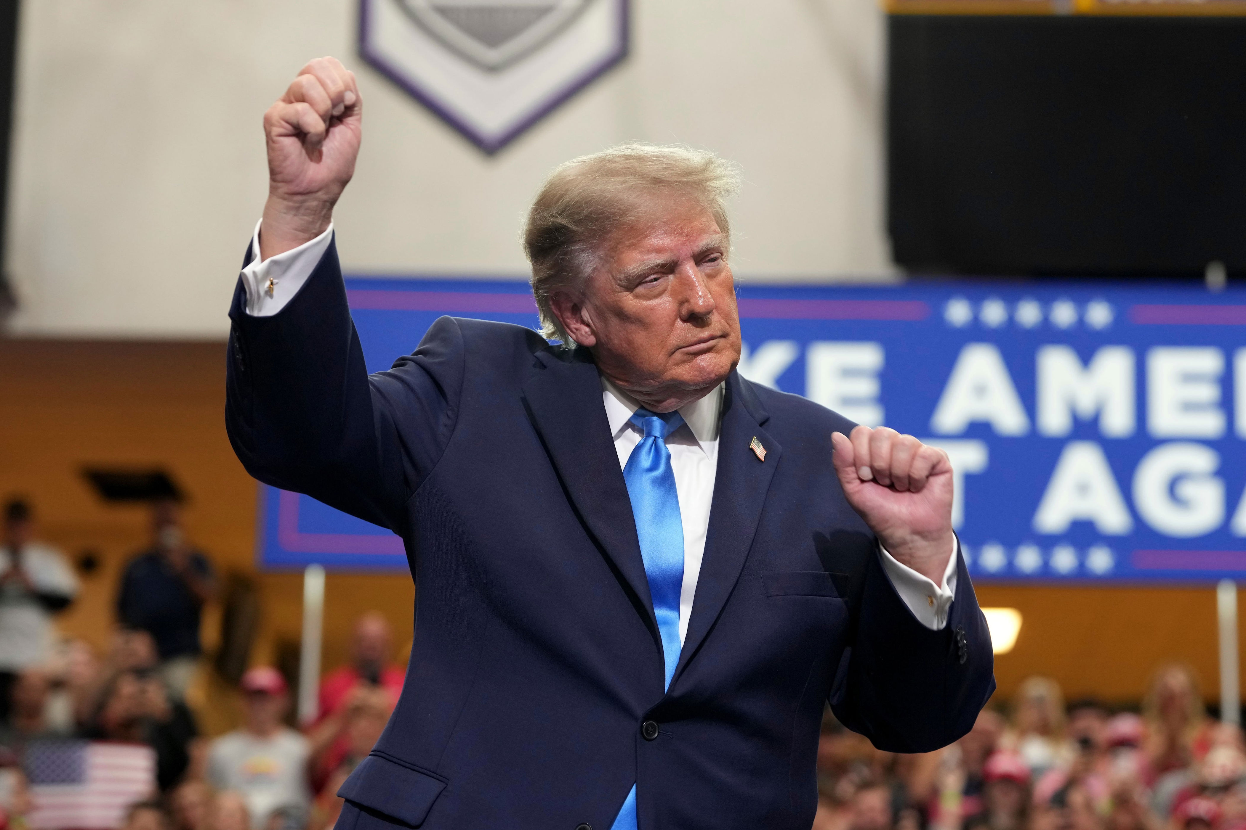 Trump denies polls, urges MAGA voting in midterms