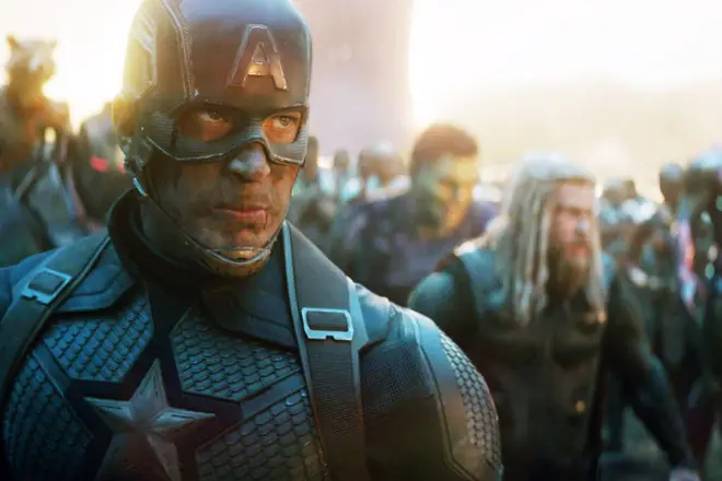 Avengers: Endgame giành lại ngôi phim ăn khách nhất lịch sử từ Avatar
