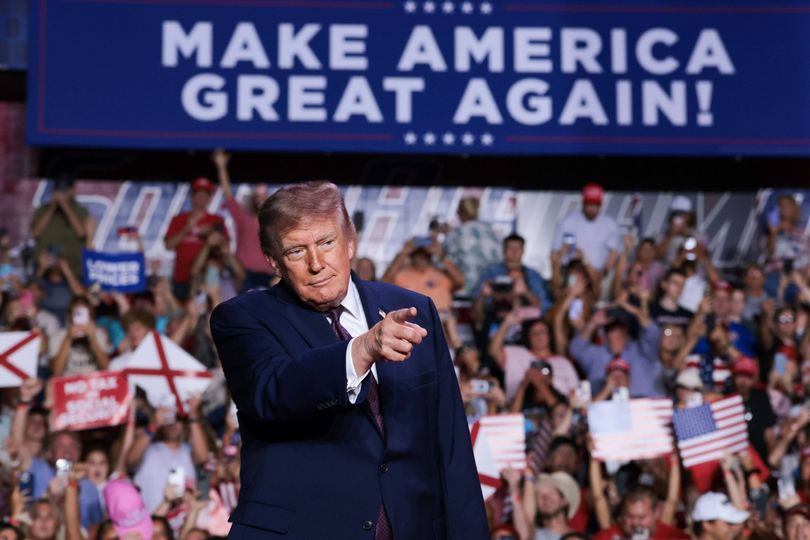 Donald Trump health fears erupt as expert spots frail signs in rally speech