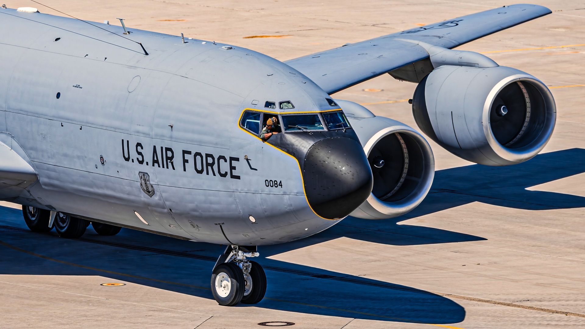 The proposed cockpit upgrade that could keep 376 Boeing KC-135s ...