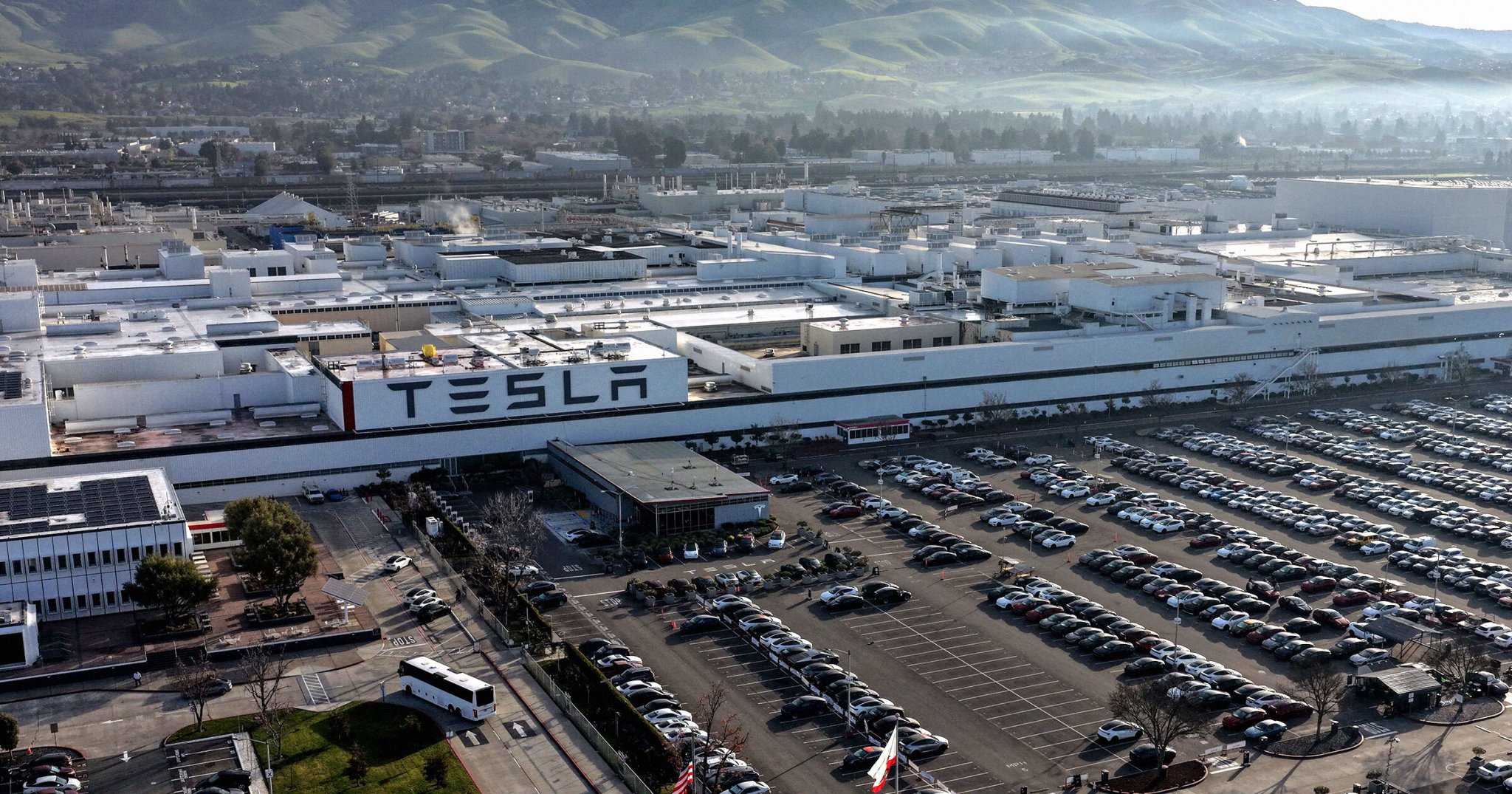 Tesla factory planning massive increase of toxic heavy metal emissions ...
