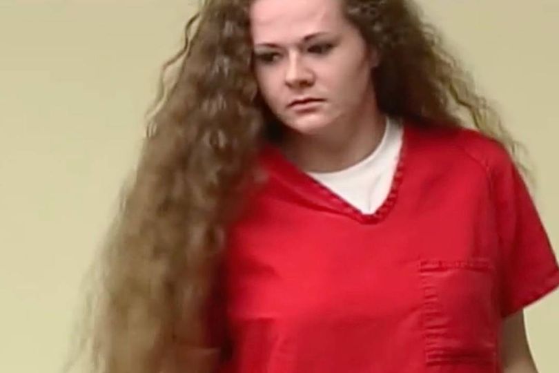 Christa Pike's three choices - lethal injection, electric chair or ...